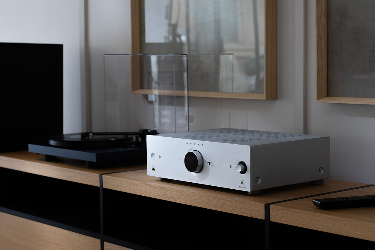 Onkyo-Icon-A-50-SI-Life-10