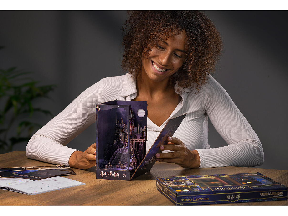 Tiny-Adventures-Harry-Potter-Hogwarts-Castle-Book-Nook-Miniaturwelt-aus-Holz-zum-Zusammenbauen-_-00544_04