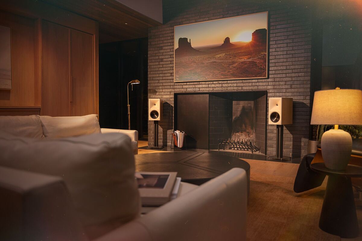 Amazon Ready-Klipsch-Nines_II-Life_06-RO-LAS