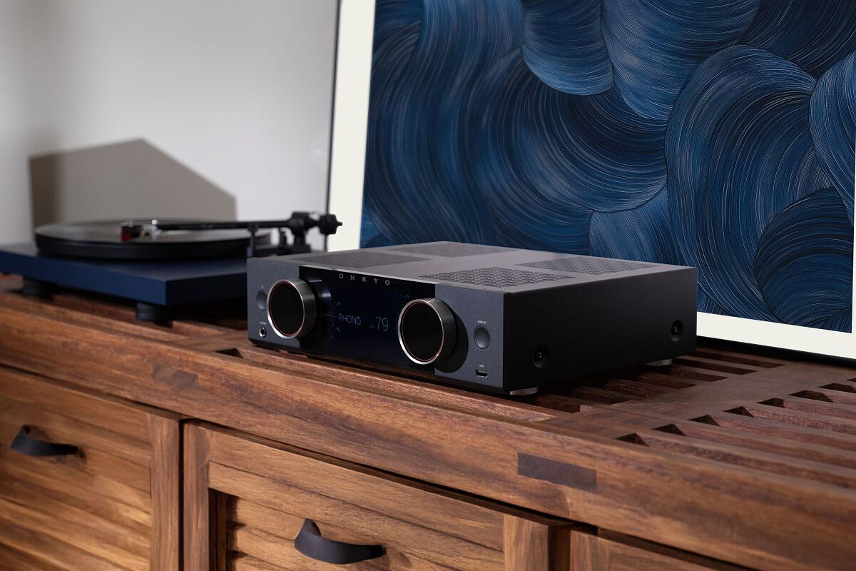 Amazon Ready-Onkyo-Y50-Black-Focus1