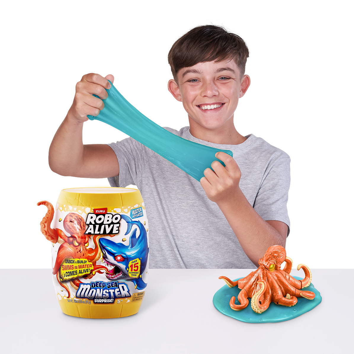ROBO ALIVE_DEEP-SEA-MONSTER-SURPRISE_LIFESTYLE WHITE_02